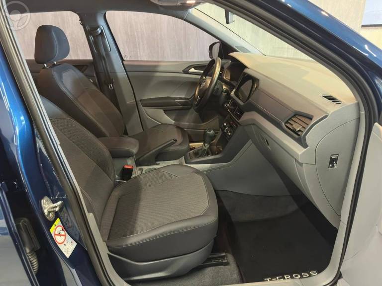 VOLKSWAGEN - T-CROSS 1.0 TSI 12V FLEX 4P AUTOMÁTICO - 2021/2021 - AZUL - R$ 98.900,00