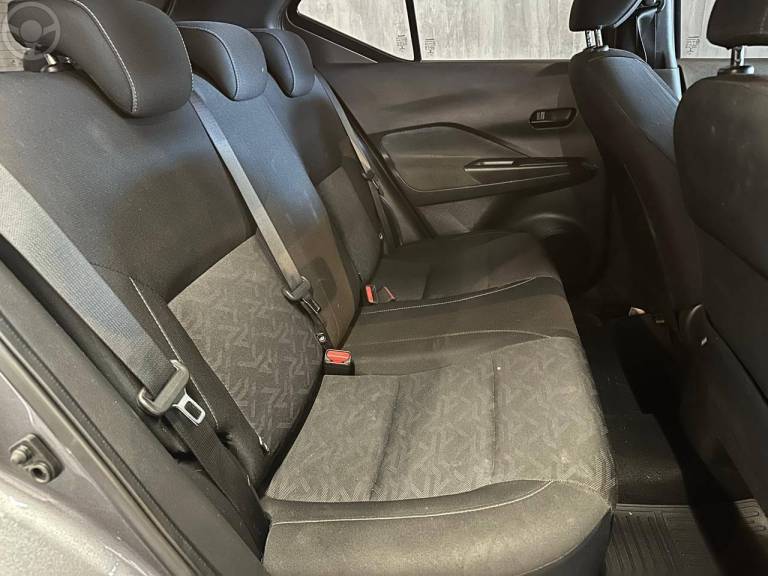 NISSAN - KICKS 1.6 ACTIVE 16V FLEX 4P AUTOMÁTICO - 2020/2021 - CINZA - R$ 86.900,00