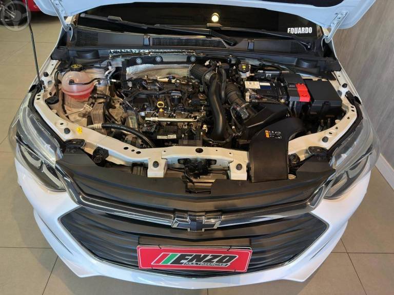 CHEVROLET - ONIX 1.0 PREMIER 12V TURBO FLEX 4P AUTOMÁTICO - 2020/2021 - BRANCA - R$ 78.900,00