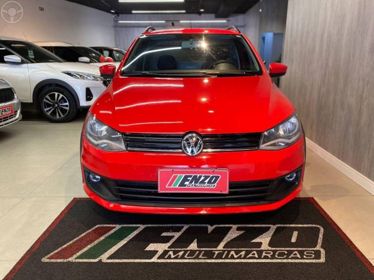 VOLKSWAGEN - SAVEIRO 1.6 MI TREND CE 8V FLEX 2P MANUAL G.V - 2013/2014 - VERMELHA - R$ 47.900,00