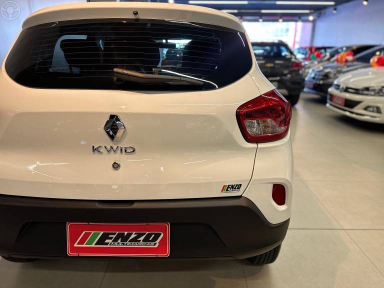 RENAULT - KWID 1.0 12V SCE FLEX ZEN MANUAL - 2021/2022 - BRANCA - R$ 49.900,00