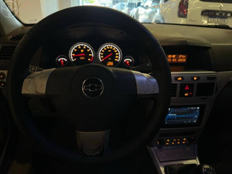 CHEVROLET - VECTRA 2.0 MPFI ELEGANCE 8V 140CV FLEX 4P MANUAL - 2006/2006 - BRANCA - R$ 36.900,00
