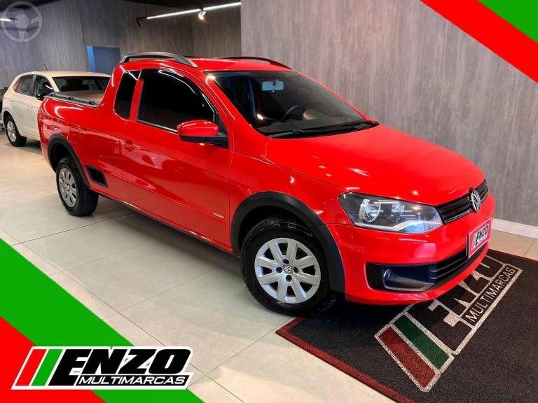 VOLKSWAGEN - SAVEIRO 1.6 MI TREND CE 8V FLEX 2P MANUAL G.V - 2013/2014 - VERMELHA - R$ 47.900,00