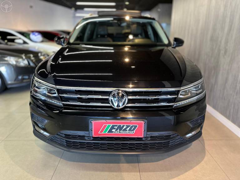 VOLKSWAGEN - TIGUAN 1.4 ALLSPACE COMFORT 250 TSI FLEX 4P - 2019/2020 - PRETA - R$ 134.900,00