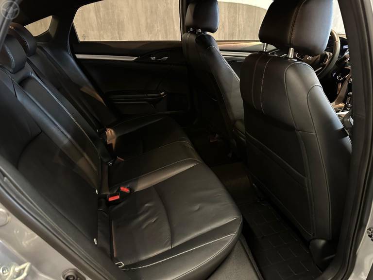 HONDA - CIVIC 2.0 EXL 16V FLEX 4P AUTOMÁTICO - 2018/2019 - PRATA - R$ 115.900,00