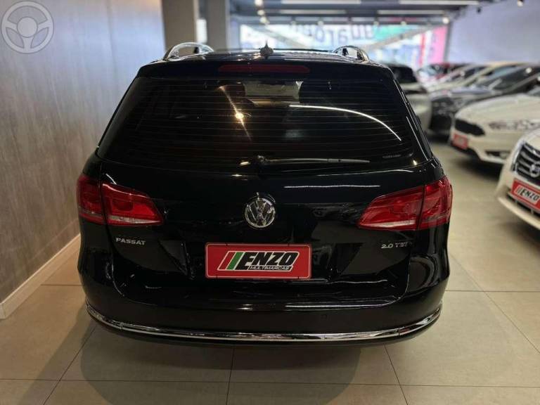VOLKSWAGEN - PASSAT 2.0 FSI HIGHLINE VARIANT 16V TURBO 4P TIPTRONIC - 2011/2012 - PRETA - R$ 68.900,00