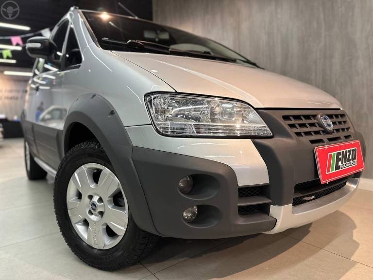 FIAT - IDEA 1.8 MPI ADVENTURE 16V FLEX 4P MANUAL - 2008/2008 - PRATA - R$ 31.900,00