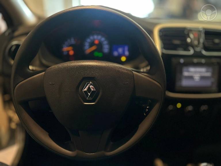 RENAULT - SANDERO 1.6 EXPRESSION 8V FLEX 4P AUTOMATIZADO - 2016/2017 - BRANCA - R$ 45.900,00