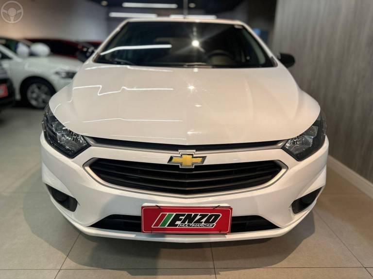 CHEVROLET - ONIX 1.4 ADVANTAGE 8V FLEX 4P AUTOMÁTICO - 2018/2018 - BRANCA - R$ 65.900,00
