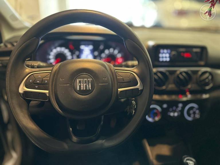 FIAT - ARGO 1.0 FIREFLY FLEX 4P MANUAL - 2021/2022 - BRANCA - R$ 54.900,00