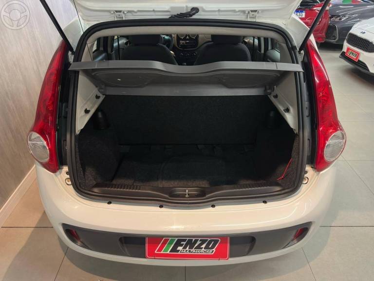 FIAT - PALIO 1.0 MPI ATTRACTIVE 8V FLEX 4P MANUAL - 2016/2016 - BRANCA - R$ 46.900,00