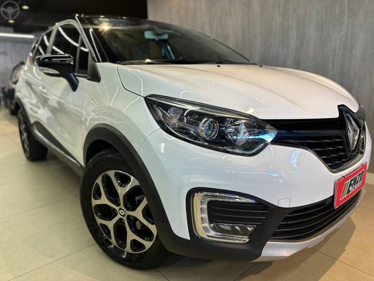 RENAULT - CAPTUR 1.6 16V FLEX INTENSE AUTOMÁTICO - 2019/2019 - BRANCA - R$ 75.900,00