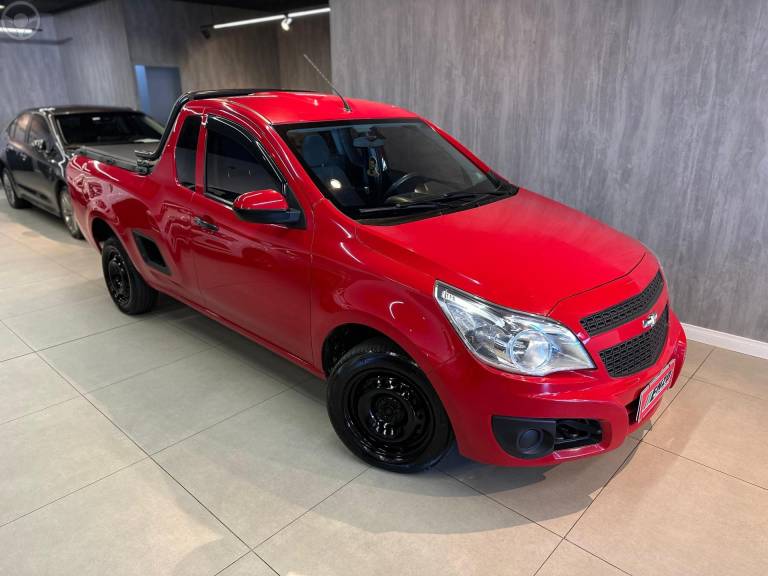 CHEVROLET - MONTANA 1.4 MPFI LS CS 8V FLEX 2P MANUAL - 2015/2015 - VERMELHA - R$ 49.900,00