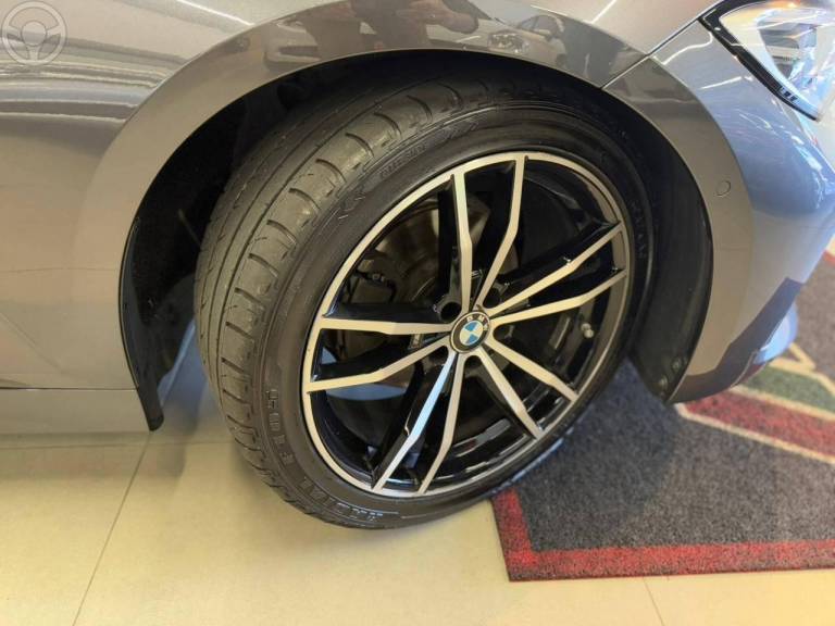 BMW - 320I 2.0 M SPORT 16V TURBO 4P AUTOMÁTICO - 2019/2020 - CINZA - R$ 203.900,00
