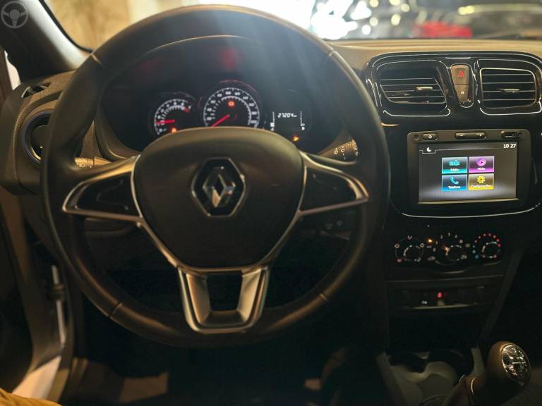 RENAULT - SANDERO 1.0 12V GT LINE LIMITED FLEX 4P MANUAL - 2021/2022 - PRATA - R$ 64.900,00