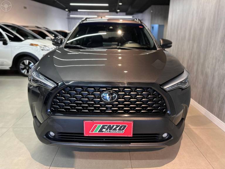 TOYOTA - COROLLA 2.0 CROSS XRE 16V FLEX 4P AUTOMÁTICO - 2022/2023 - CINZA - R$ 150.900,00