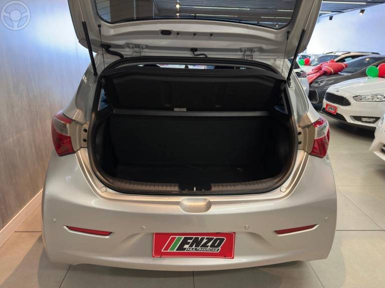 HYUNDAI - HB20 1.0 COMFORT 12V FLEX 4P MANUAL - 2015/2015 - PRATA - R$ 45.900,00