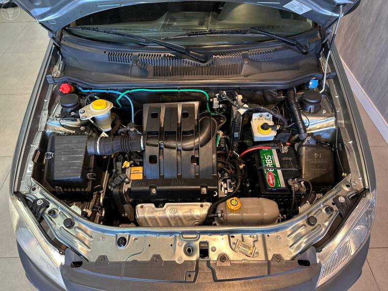 FIAT - STRADA 1.4 MPI WORKING CD 8V FLEX 3P MANUAL - 2014/2015 - CINZA - R$ 61.900,00