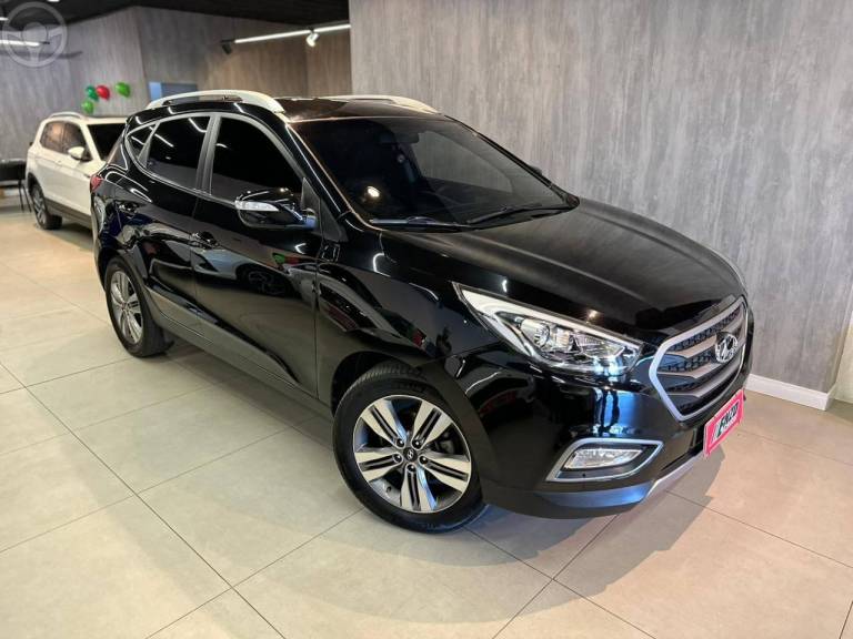 HYUNDAI - IX35 2.0 16V FLEX 4P AUTOMÁTICO - 2016/2017 - PRETA - R$ 84.900,00