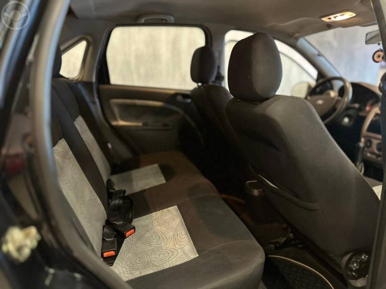 FORD - FIESTA 1.6 ROCAM SEDAN 8V FLEX 4P MANUAL - 2008/2008 - PRETA - R$ 22.900,00