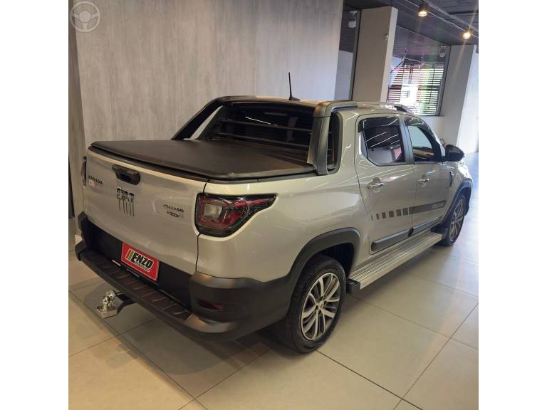 FIAT - STRADA 1.3 VOLCANO CD 8V FLEX 4P MANUAL - 2022/2022 - PRATA - R$ 105.900,00