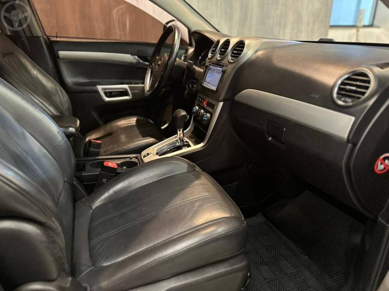 CHEVROLET - CAPTIVA 2.4 FWD SPORT 16V 4P AUTOMÁTICO - 2012/2012 - CINZA - R$ 42.900,00