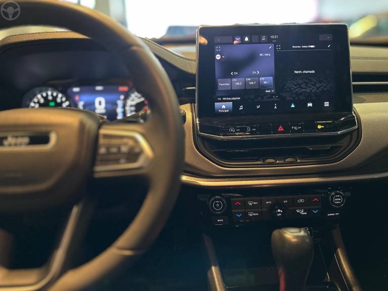 JEEP - COMPASS 1.3 LONGITUDE T270 16V TURBO 4X2 FLEX 4P AUTOMÁTICO - 2022/2022 - PRETA - R$ 134.900,00