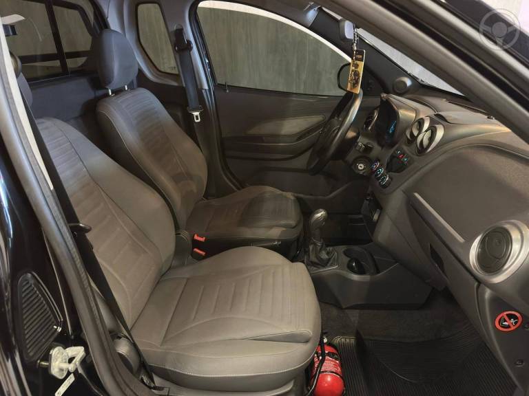 CHEVROLET - MONTANA 1.4 MPFI SPORT CS 8V FLEX 2P MANUAL - 2010/2011 - PRETA - R$ 44.900,00