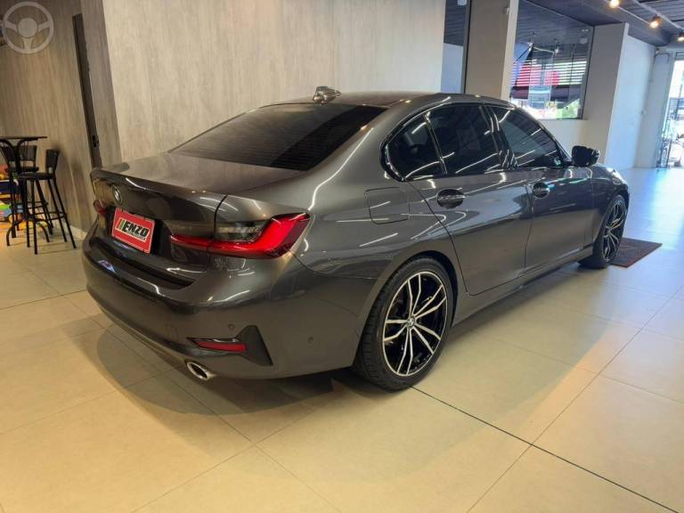 BMW - 320I 2.0 M SPORT 16V TURBO 4P AUTOMÁTICO - 2019/2020 - CINZA - R$ 203.900,00