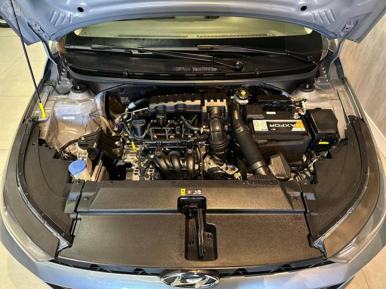 HYUNDAI - HB20S 1.0 COMFORT 12V FLEX 4P MANUAL - 2023/2023 - CINZA - R$ 76.900,00