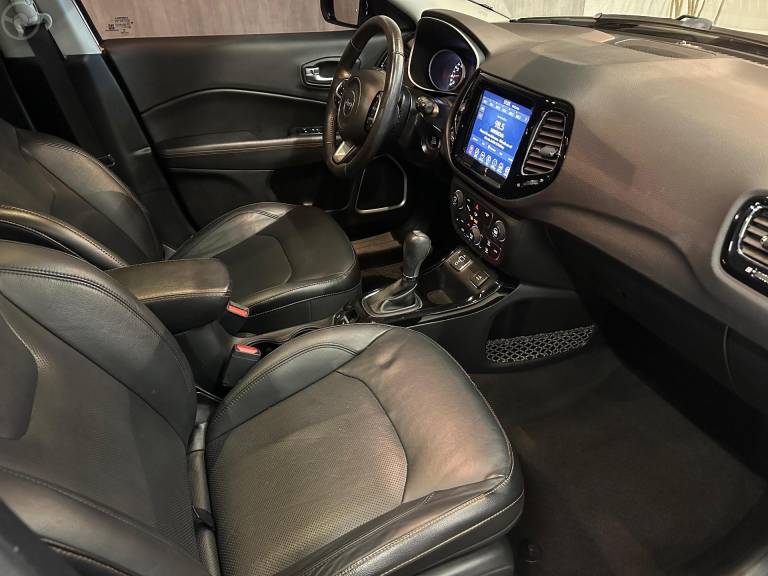 JEEP - COMPASS 2.0 16V FLEX LIMITED AUTOMÁTICO - 2019/2019 - BRANCA - R$ 112.900,00