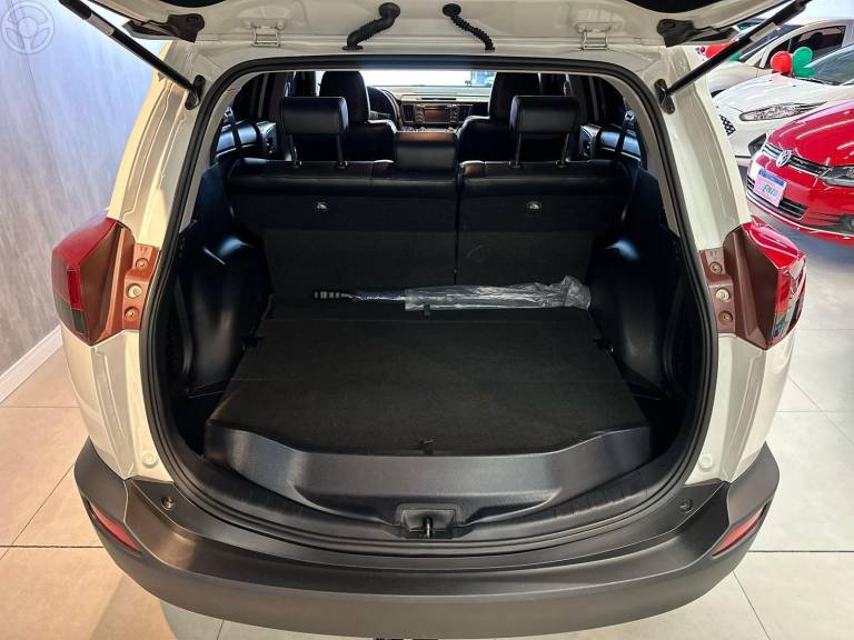 TOYOTA - RAV4 2.5 4X4 16V 4P AUTOMÁTICO - 2013/2013 - BRANCA - R$ 101.900,00