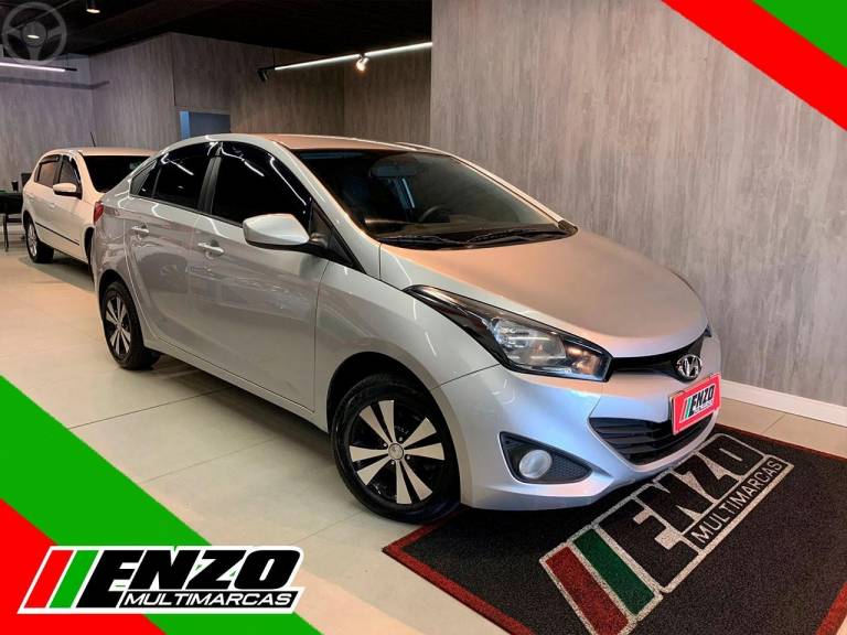 HYUNDAI - HB20S 1.6 COMFORT STYLE 16V FLEX 4P MANUAL - 2014/2015 - PRATA - R$ 50.900,00