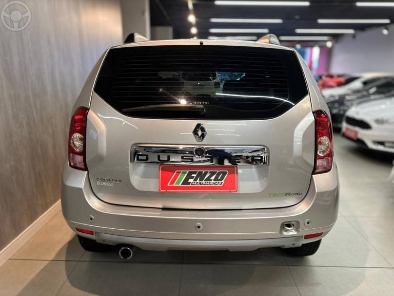 RENAULT - DUSTER 2.0 TECH ROAD 4X2 16V FLEX 4P AUTOMÁTICO - 2013/2014 - PRATA - R$ 55.900,00