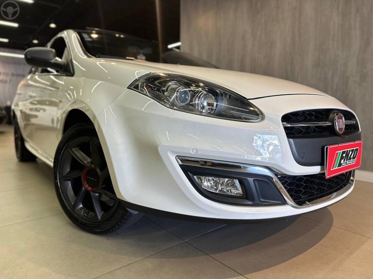 FIAT - BRAVO 1.8 SPORTING 16V FLEX 4P AUTOMATIZADO - 2016/2016 - BRANCA - R$ 59.900,00