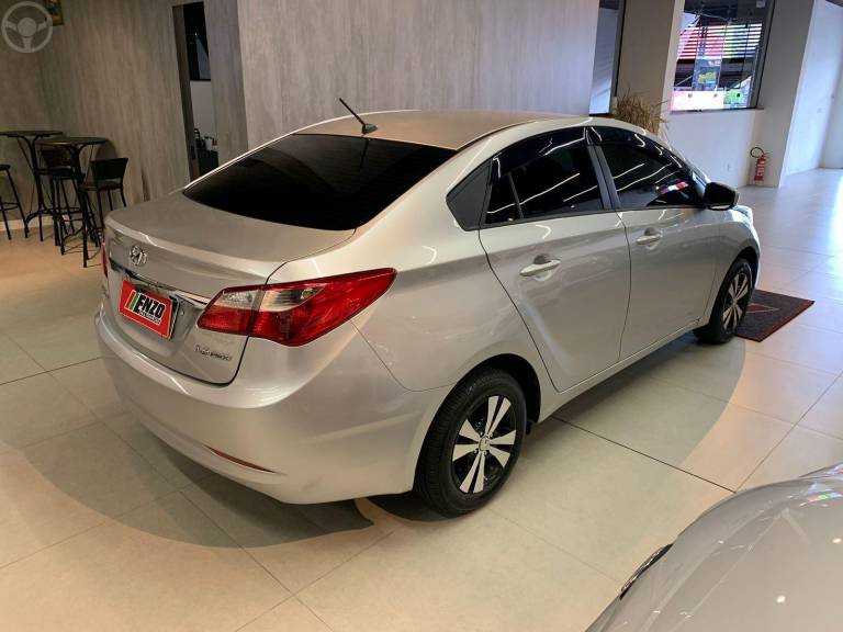 HYUNDAI - HB20S 1.6 COMFORT STYLE 16V FLEX 4P MANUAL - 2014/2015 - PRATA - R$ 50.900,00