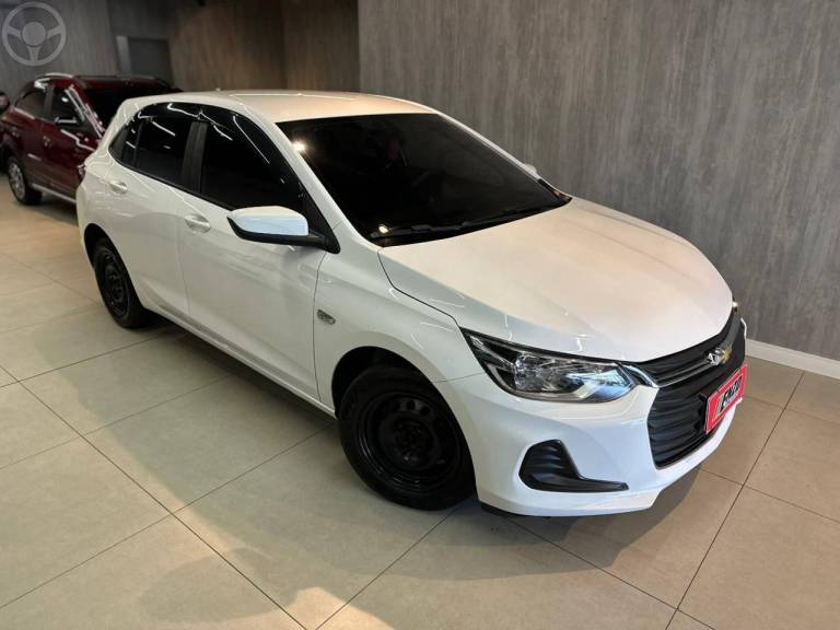 CHEVROLET - ONIX 1.0 LT 12V FLEX 4P MANUAL - 2020/2020 - BRANCA - R$ 59.900,00