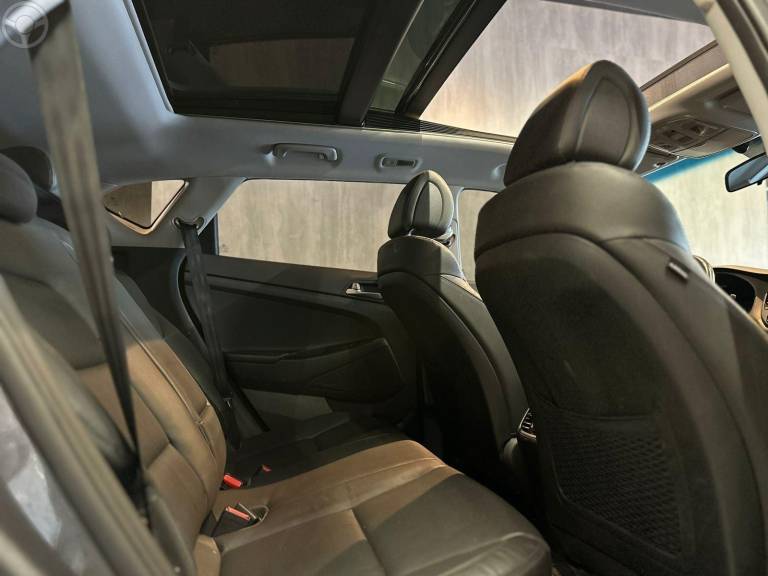 HYUNDAI - TUCSON 1.6 GLS TURBO 4P AUTOMÁTICO - 2020/2021 - CINZA - R$ 123.900,00